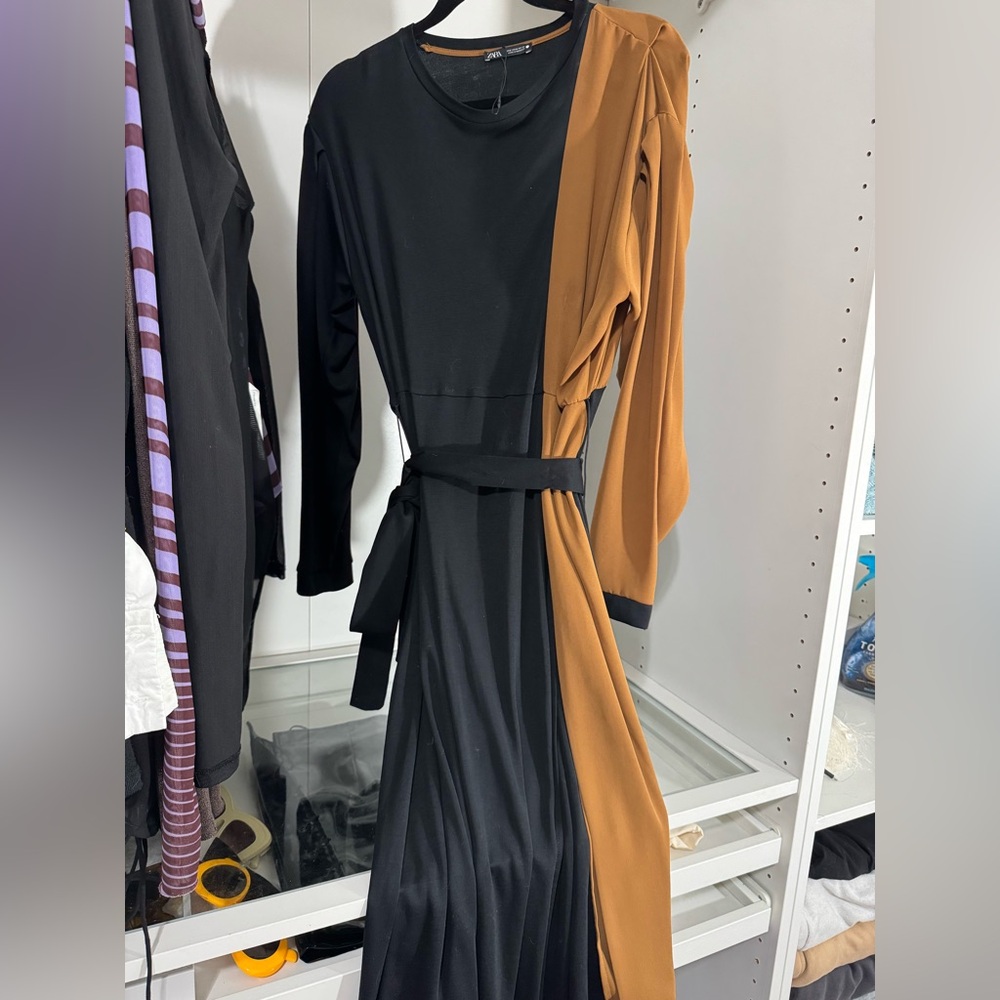 Zara Elegant Black Knit Top